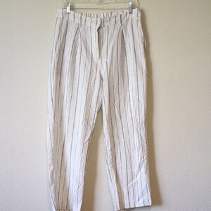 Old Navy White and Gray Dress Pants with Relaxed Fit